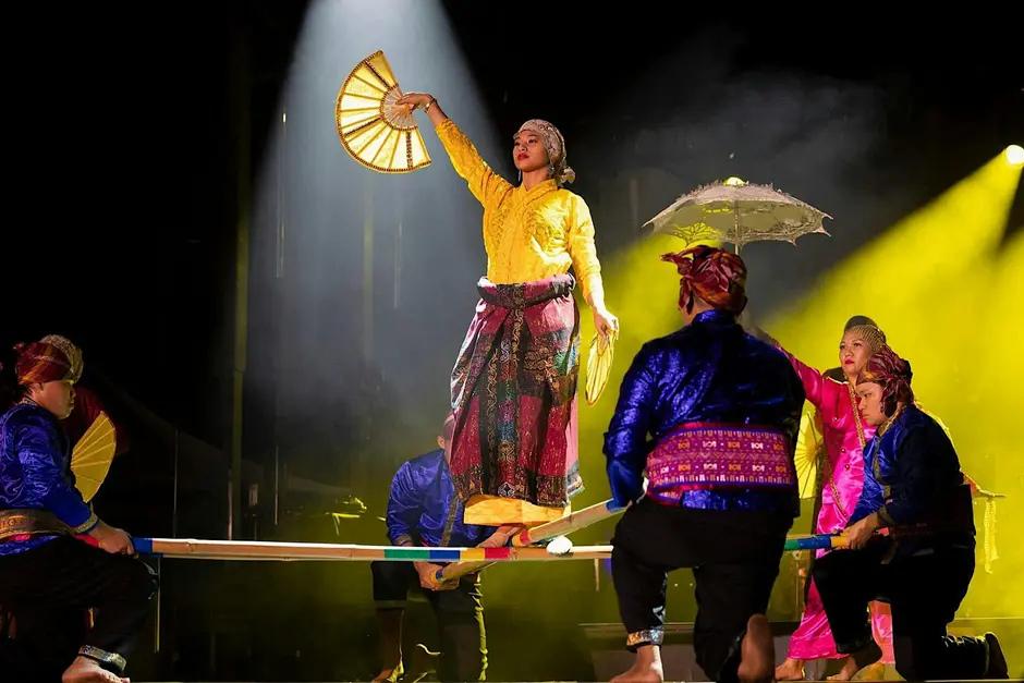An Afternoon of Filipino Creativity and Culture