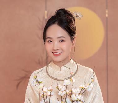 Photo of scholarship student Ngoc Linh Cao