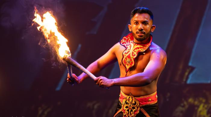 Sadeepa performing