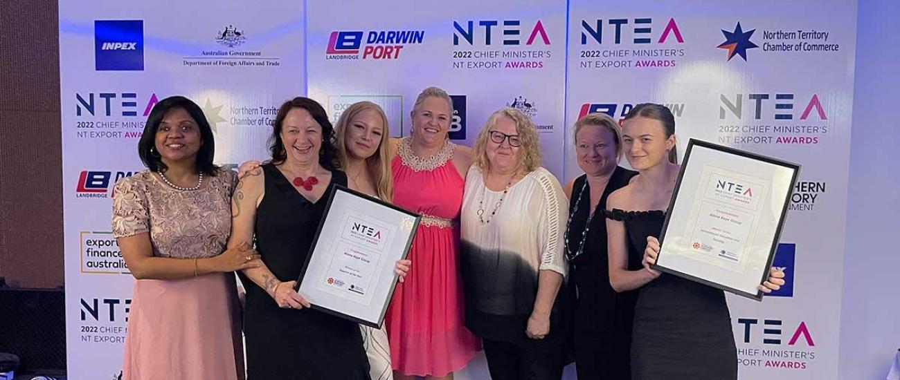 Group shot of Alana Kaye staff with their awards